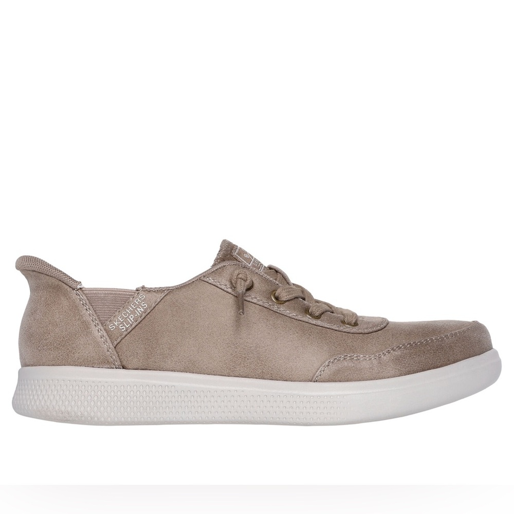 Skechers women’s Skip cute B cute cozy Hands free slip ins